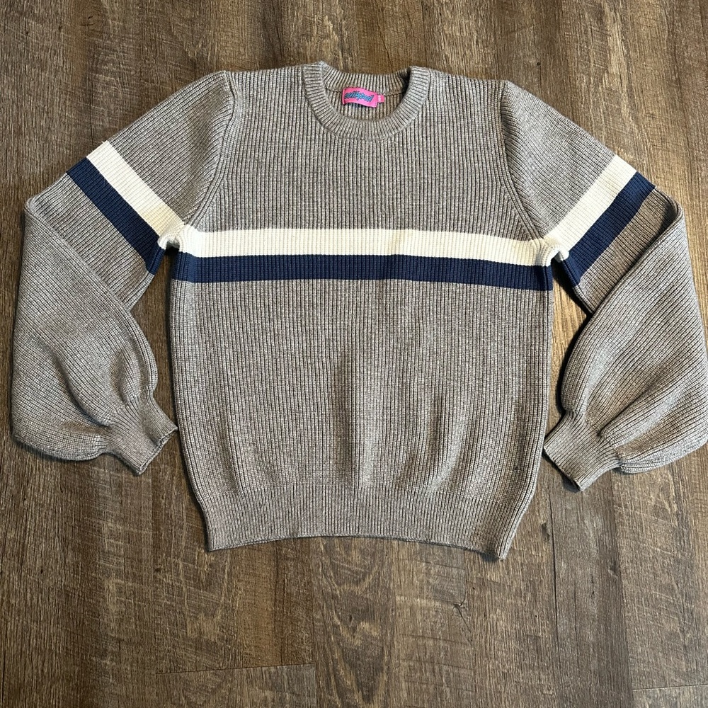 Edikted Gray Ribbed Crewneck Sweater with Navy and White Stripes